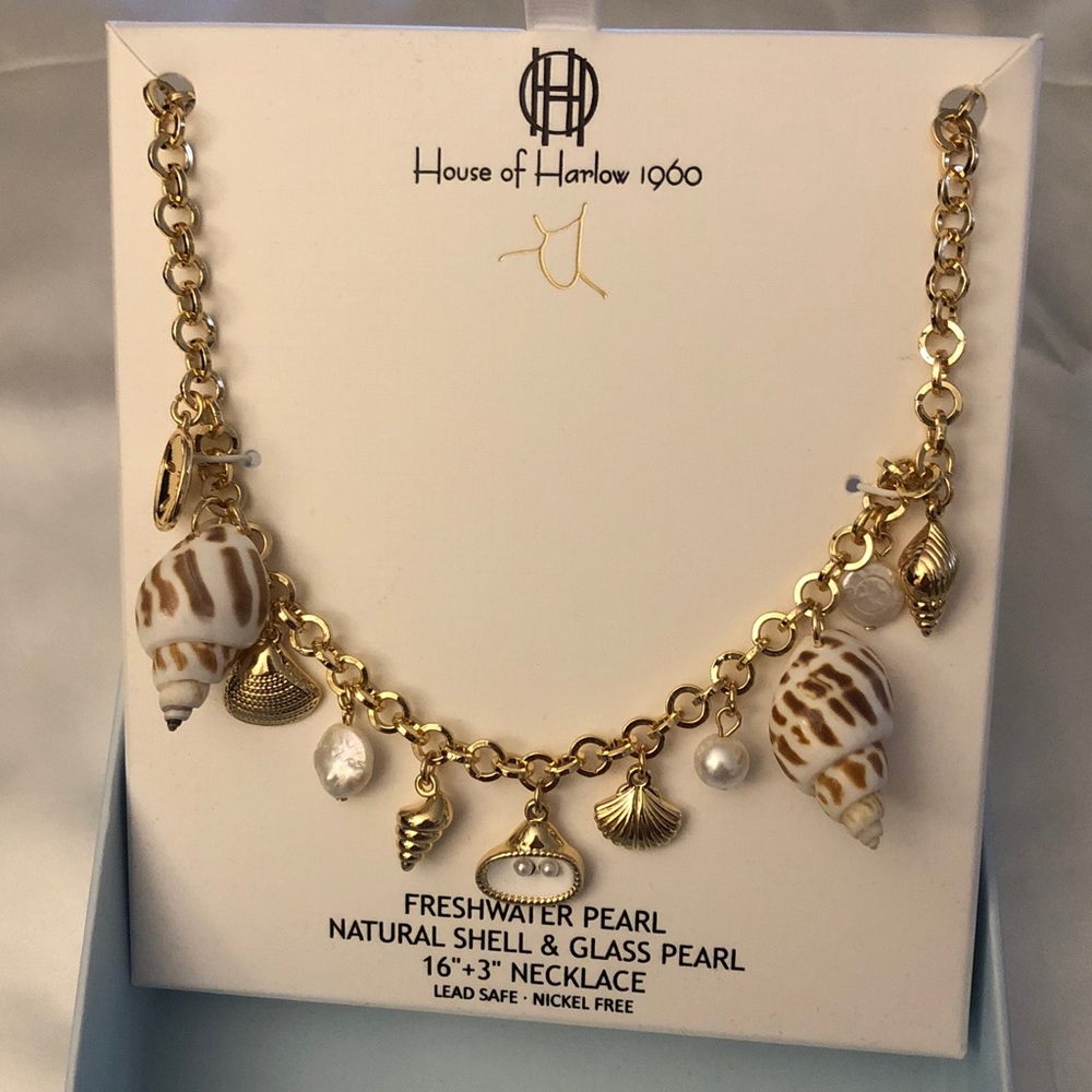 House of Harlow 1960 Gold Tone Freshwater Pearl, Shell & Metal Charm  Necklace - Picture 14 of 16